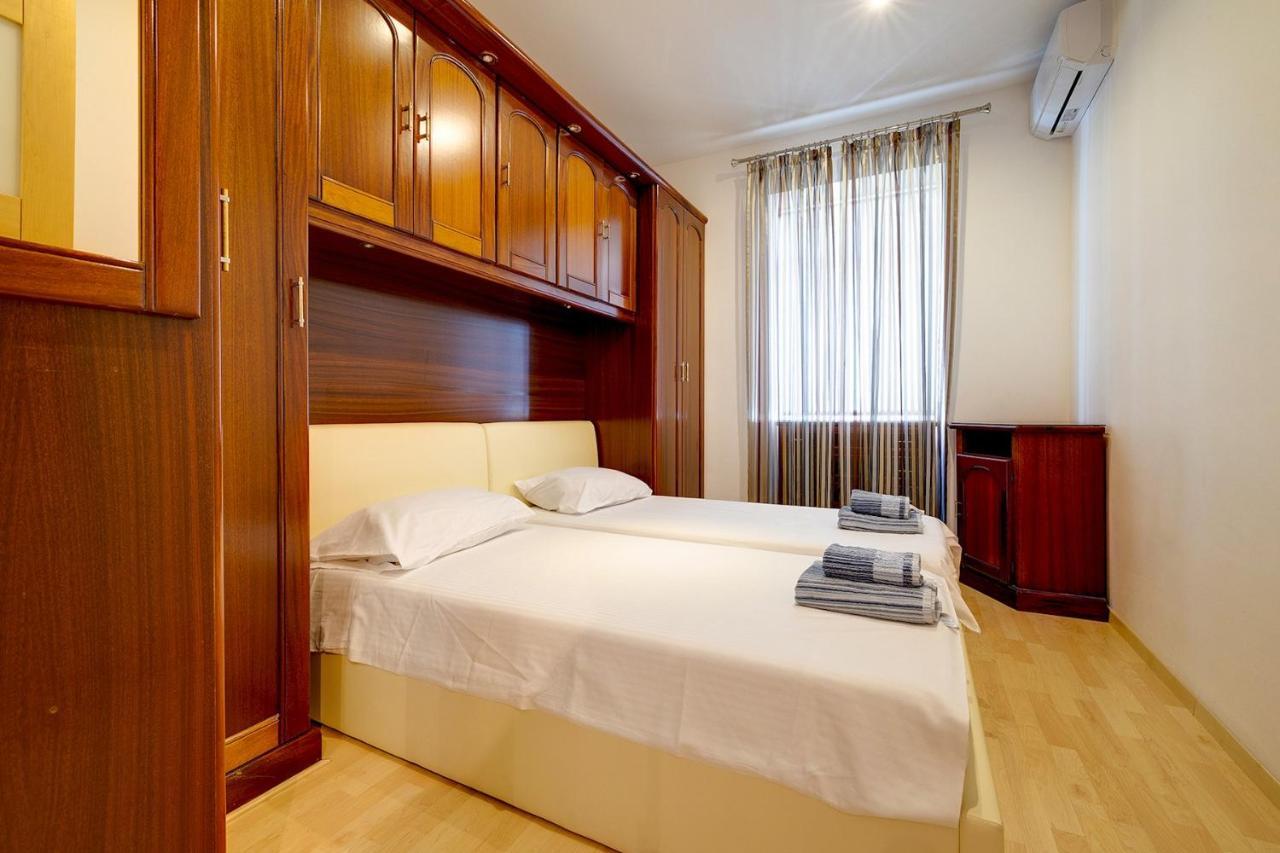 Unbeatable Location Valletta And Harbour Views Apartment Sliema Exterior photo